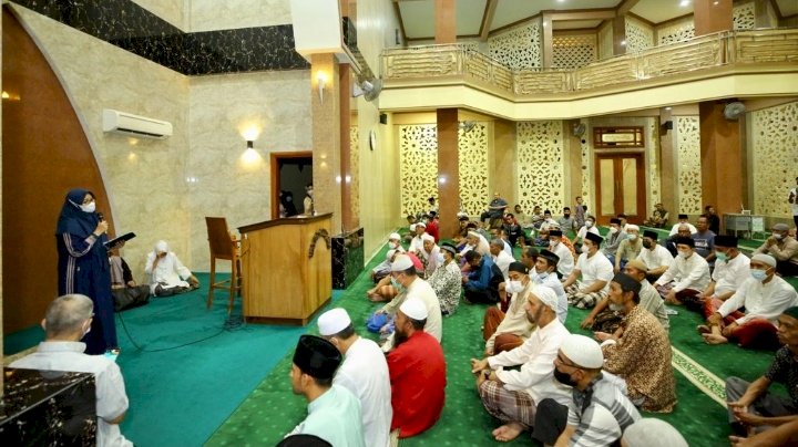 Bupati Banyuwangi, Ipuk Fiestiandani bersilaturahmi dengan ormas Islam/Humas