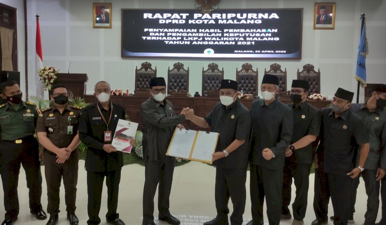 Rapat Paripurna Penyampaian Pembahasan DPRD Kota Malang terhadap LKPJ Walikota tahun anggaran 2021/Ist