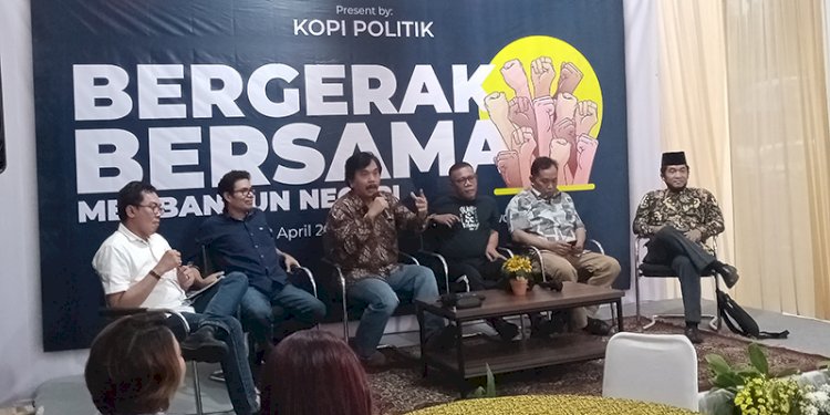 Aktivis 98 menggelar pertemuan dengan tema bergerak bersama membangun negeri di Kopi Politik, Pakubuwono, Jakarta Selatan, Jumat (22/4)/RMOL