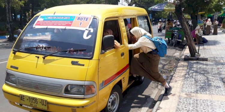 Angkutan anak sekolah gratis di Ngawi yang belum beroperasi/RMOLJatim