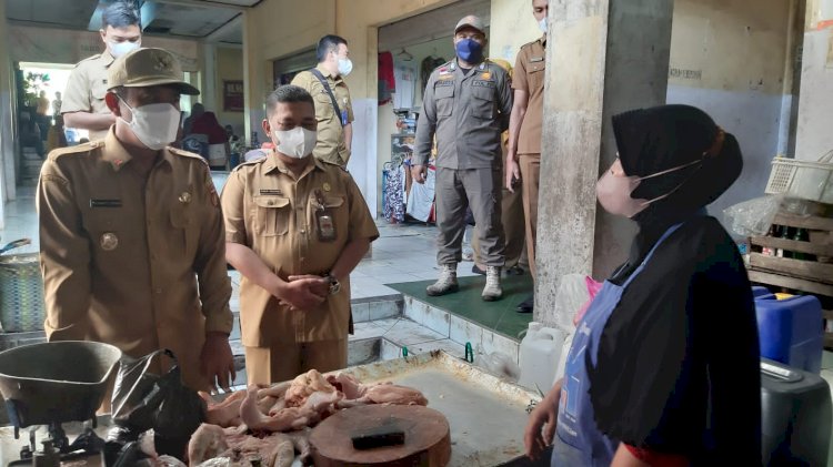 Wabup Ngawi Dwi Rianto Jatmiko melakukan sidak ke Pasar Besar Ngawi