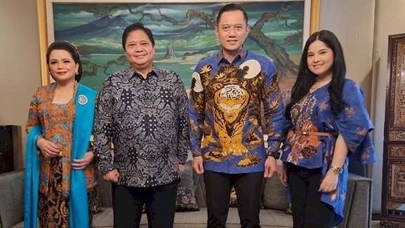 Airlangga Hartarto bertemu Agus Harimurti Yudhoyono di rumah dinas menteri, Jalan Widya Chandra, Jakarta Selatan/RMOL