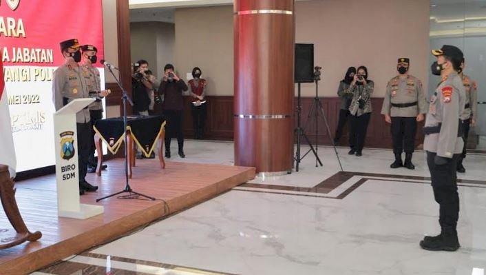 Kapolda Jatim Irjen Pol Nico Afinta pimpin upacara serah terima jabatan Kapolresta Banyuwangi/Ist