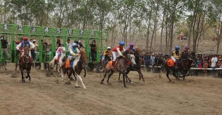 Arena pacuan kuda Ki Ageng Astro Joyo di Pasuruan Jawa Timur/Net