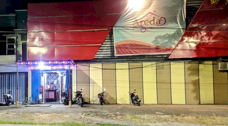 Tempat Hiburan Malam Areda Cafe dan Restoran di Kabupaten Madiun yang beroperasi tanpa memiliki ijin/ist