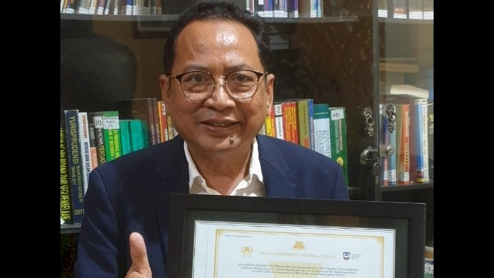 Prof.Dr. Sunarno Edi Wibowo, SH, M.Hum/Ist