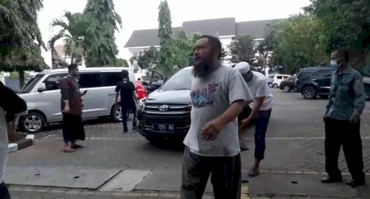 Terpidana Maridun Bintang saat tiba di Kejati Jatim/Ist