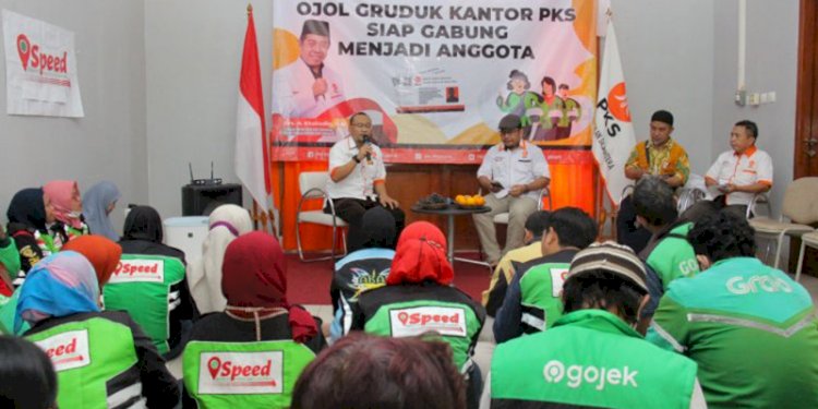 Ojol lintas aplikasi menyatakan bergabung sebagai anggota PKS Jakarta/Ist