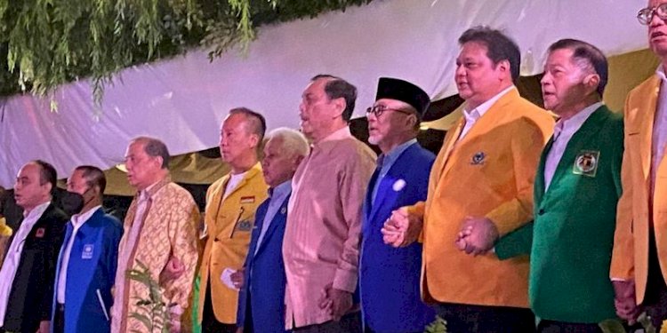 Ketua Umum Projo, Budi Arie Setiadi ikut hadir saat petinggi partai Koalisi Indonesia Bersatu berfoto bersama/Net