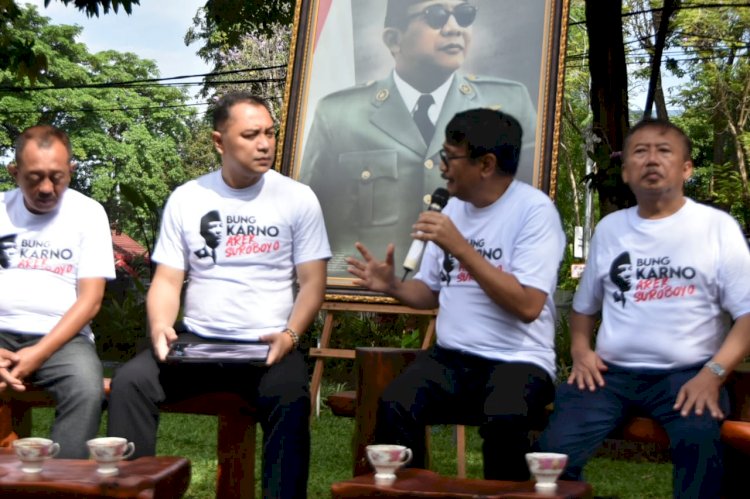 Eri Cahyadi, Armuji, Djarot Saiful Hidayat dan Bambang DH saat jumpa pers/RMOLJatim