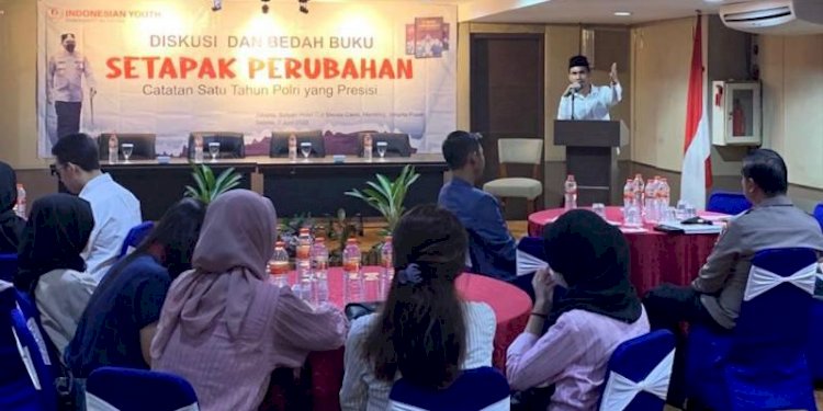 Diskusi publik dan bedah buku Kapolri “Setapak Perubahan, Catatan Satu Tahun Polri yang Presisi”/Net