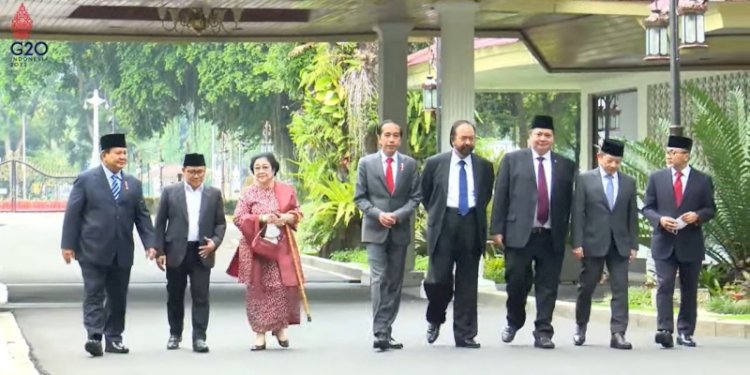 Presiden Joko Widodo bersama ketua umum partai politik koalisi/Net