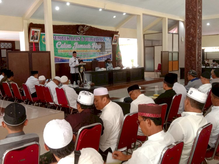 Bupati Salwa saat beri pembekalan CJH Bondowoso/RMOLJatim 