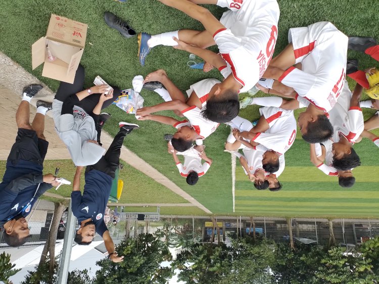 Skuat tim pelajar kemenpora U17 saat diberikan pengarahan pelatih/RMOLJatim