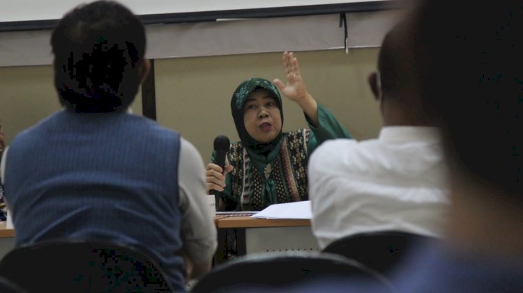 Pakar Hukum Perbankan Universitas Airlangga Surabaya, Dr. Nurwahjuni SH.