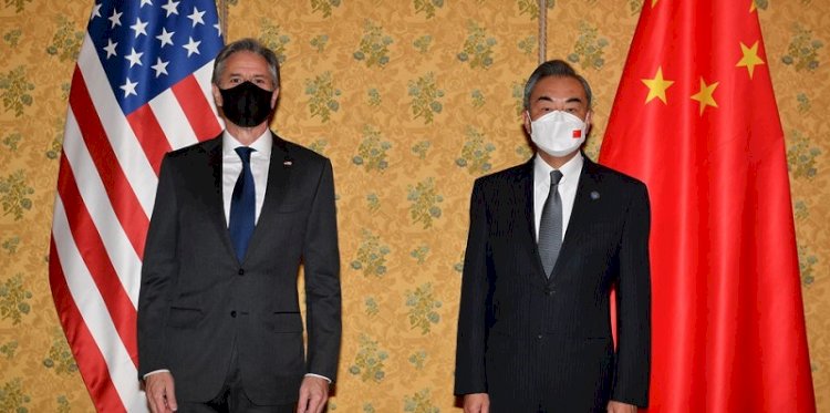 Menteri Luar Negeri AS Antony Blinken dan Menteri Luar Negeri China Wang Yi/Net