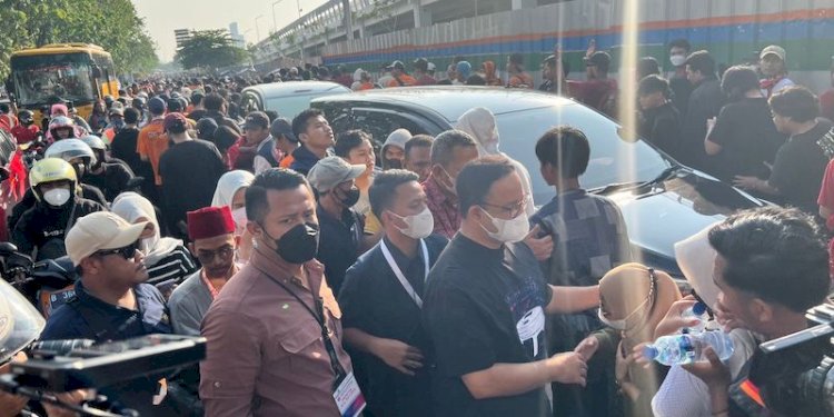 Gubernur DKI Jakarta Anies Baswedan saat berjalan menuju JIS/RMOL