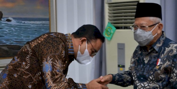 Gubernur DKI Jakarta Anies Baswedan saat temui Wapres Maruf Amin Selasa pagi (26/7)/RMOLJakarta