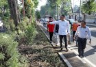 Jaga Keindahan Taman Tengah Kota, Wali Kota Eri Cahyadi Cek Penataannya