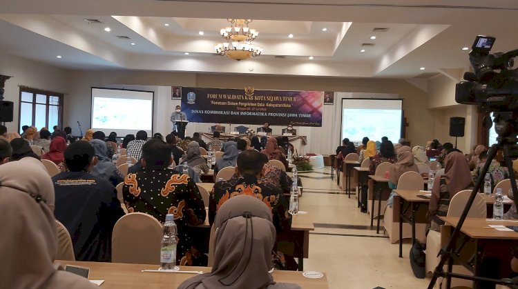 Diskominfo Jatim saat menggelar Forum Walidata di Royal Orchid Garden Hotel, 26 - 27 Juli 2022/Ist