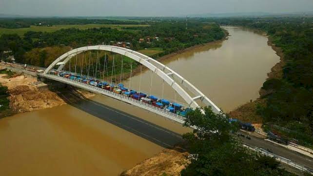 Sungai Bengawan Solo di wilayah Kabupaten Bojonegoro/RMOLJatim