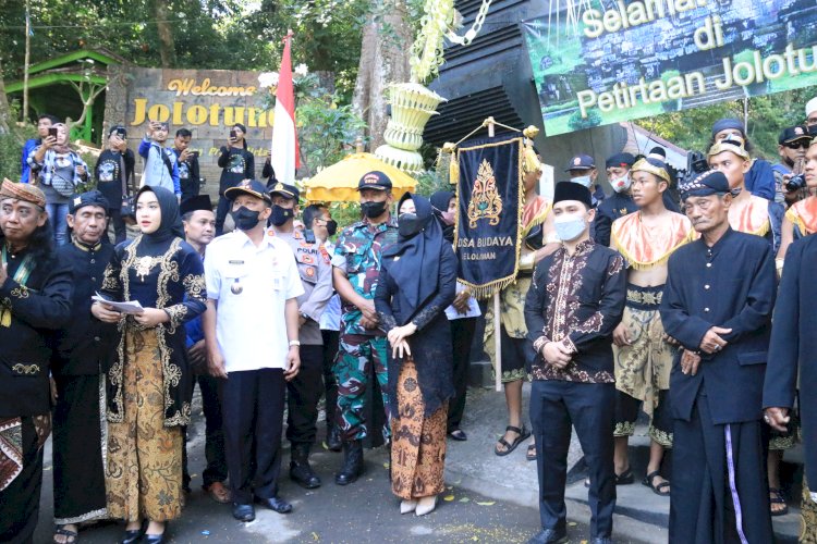 Ruwatan Agung di Patirtan Jolotundo, Mojokerto/ist