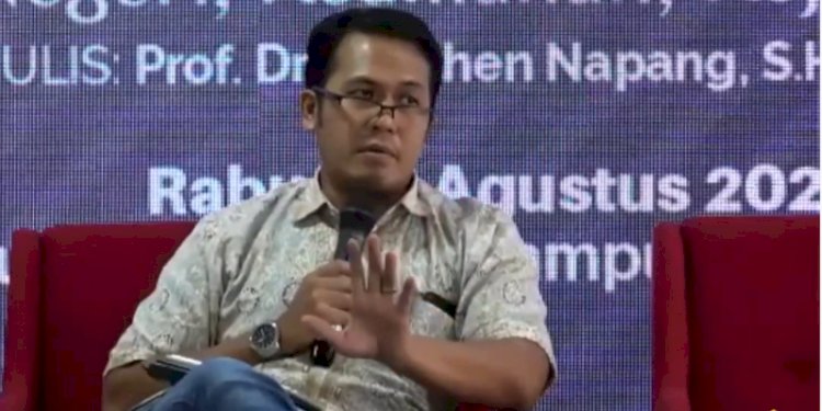 Dosen Hubungan Internasional Universitas Indonesia Ali A. Wibisono dalam diskusi dan bedah buku karya Profesor Marthen Napang berjudul "Membaca Isu-isu Global Kontemporer: Kebijakan Luar Negeri, Keamanan, Kejahatan, dan Terorisme"/Repro