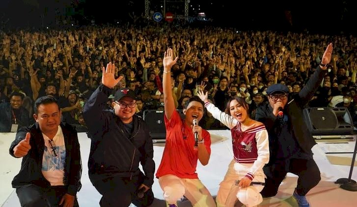 Bupati Kediri saat di konser Iromo Tresno/ist