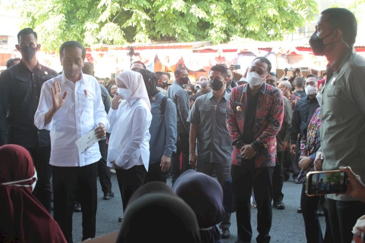 Wali Kota Eri mendampingi Presiden Jokowi/ist