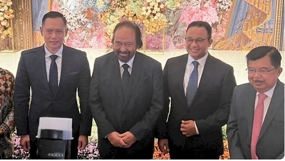 Ketum Demokrat, Agus Harimurti Yudhoyono bersama Presiden PKS, Ahmad Syaikhu, Anies Baswedan, Surya Paloh, dan Jusuf Kalla/Net