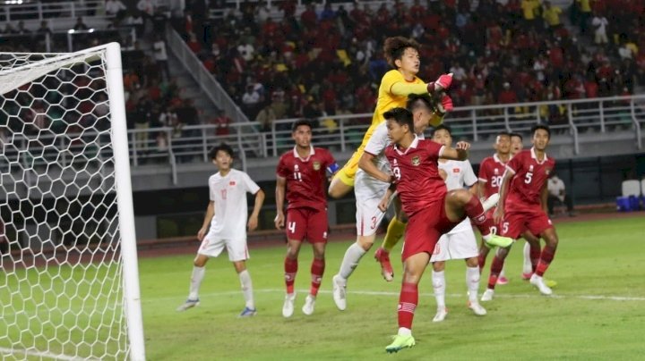 Indonesia bertanding melawan Vietnam/ist