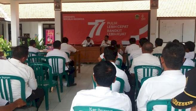 Kegiatan evaluasi realisasi pembayaran PBB-P2 dengan petugas pemungut tingkat Kecamatan Dagangan, Kabupaten Madiun/ist