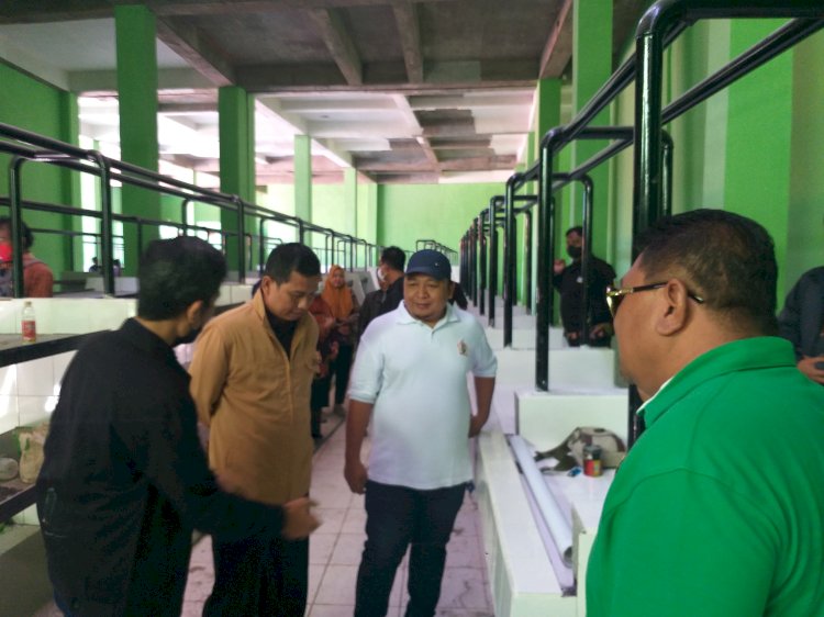 Anggota DPRD Kota Probolinggo saat sidak di area proyek Pasar Baru/RMOLJatim