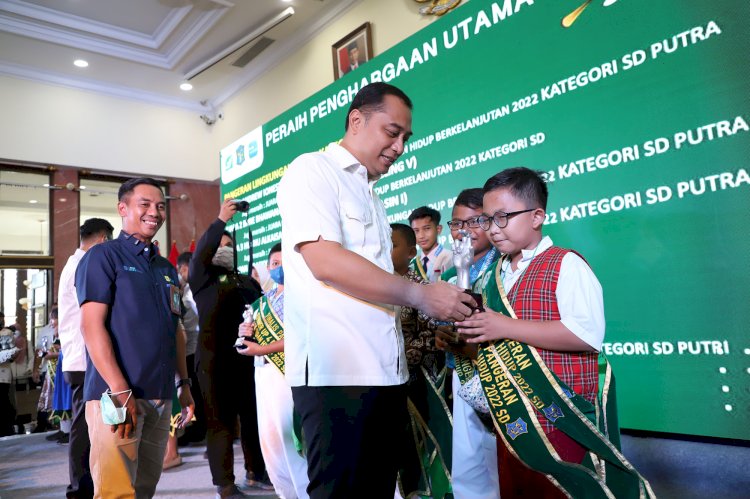 Pemenang Pangeran dan Puteri Lingkungan Hidup tahun 2022/ist