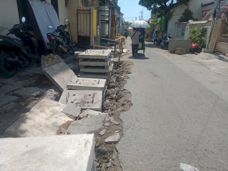 Pengerjaan proyek box culvert/RMOLJatim