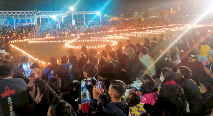 Suasana Doa Bersama di Halaman Stadion Kanjuruhan, Malang/RMOLJatim