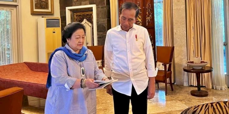 Presiden Joko Widodo menggelar pertemuan empat dengan Ketua Umum PDI Perjungan Megawati Soekarnoputri di Istana Batu Tulis, Bogor, Jawa Barat/Ist