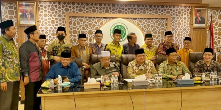 Menteri Koordinator Bidang Perekonomian, Airlangga Hartarto bersama MUI/Ist