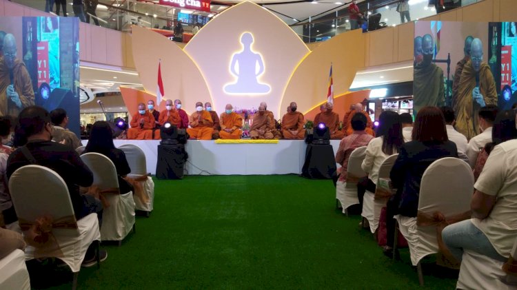 Mindful Festival 2022 digelar oleh Pemuda dan Mahasiswa Buddhis se-Surabaya yang tergabung dalam Young Buddhist Association (YBA) Indonesia di Tunjangan Plaza Surabaya, Jumat sore (14/10)/ist