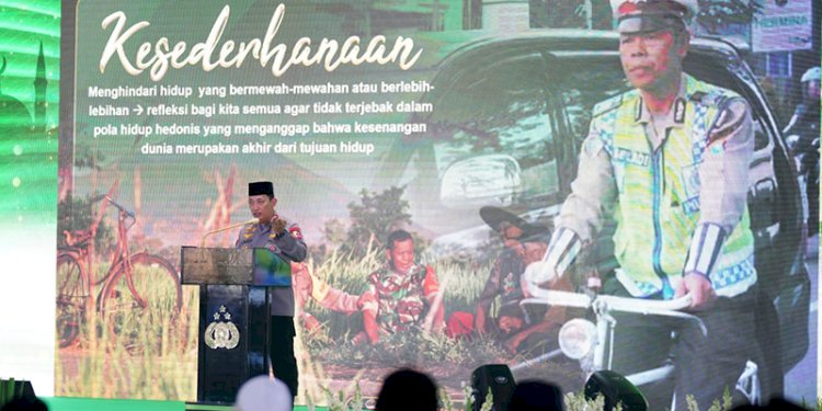 Kapolri Jenderal Listyo Sigit Prabowo menghadiri kegiatan peringatan Maulid Nabi Muhammad SAW 1444 Hijriah di Lapangan Bhayangkara/Ist