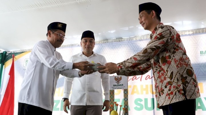 Teka foto: Wali Kota Eri Cahyadi menghdiri Harlah Ke - 1 Tahun Baznas Surabaya/ist