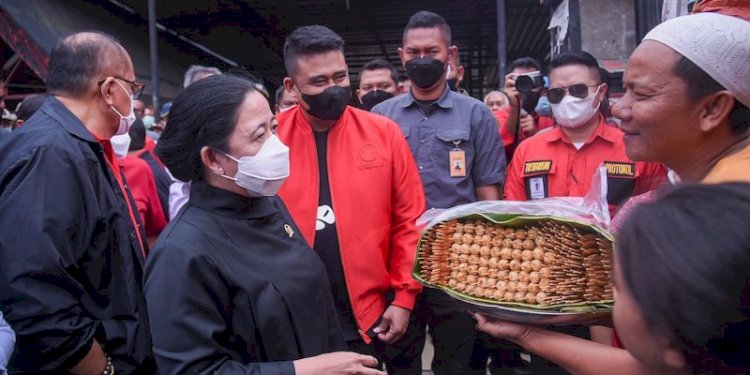 Ketua DPP PDIP Puan Maharani saat berinteraksi dengan masyarakat/Ist