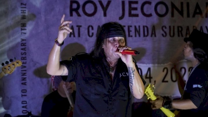 Roy Jeconiah 