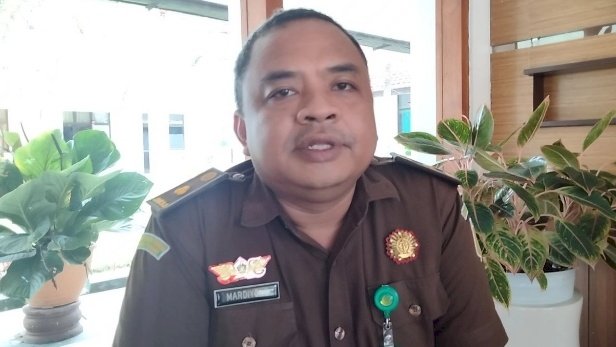 Caption: Kepala Seksi Intelijen Kejari Banyuwangi, Mardiyono/RMOLJatim