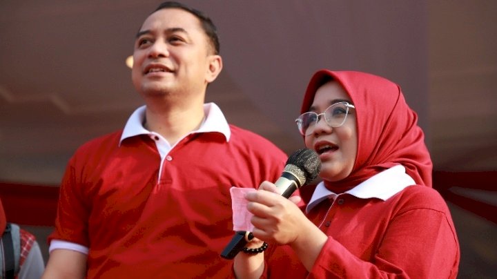 Teks foto: Wali Kota Eri bersama Ketua TP PKK Surabaya/ist