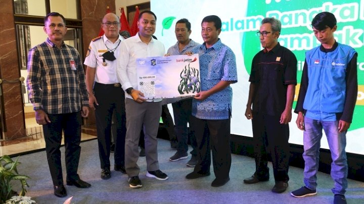 Bantuan Pemkot Surabaya untuk pengemudi