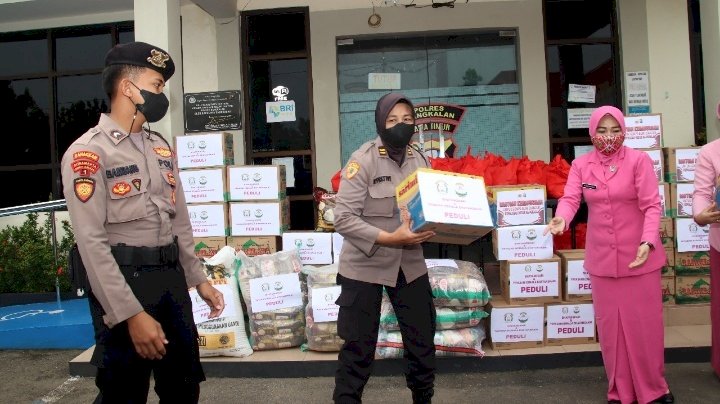 Pemberangkatan bantuan untuk korban gempa 