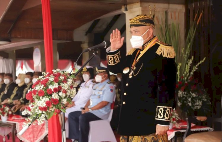 Bupati Malang H M Sanusi saat menjadi Inspektur Upacara Peringatan Hari Jadi ke-1262 Kabupaten Malang/Ist