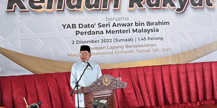 Perdana Menteri Malaysia Anwar Ibrahim menghadiri Kenduri Rakyat di Tambun, Ipoh, sebelum mengumumkan kabinet/Net