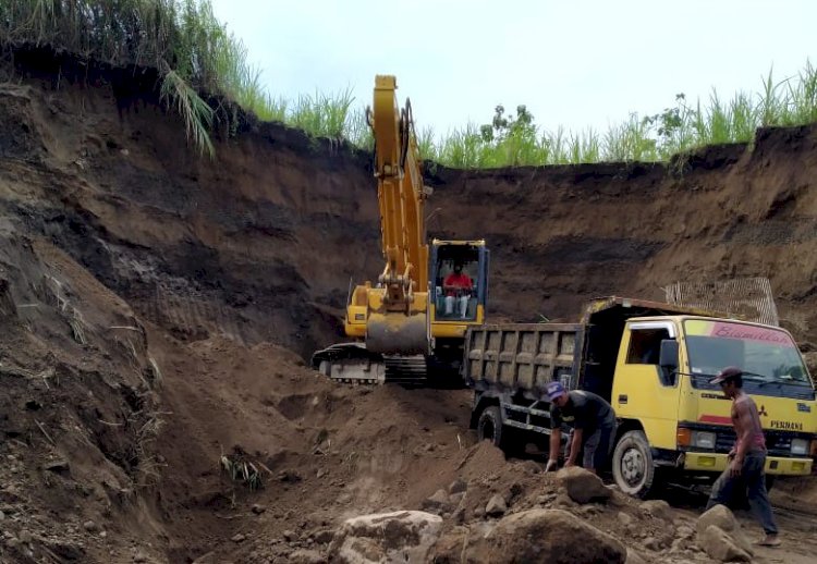 Lokasi penambangan pasir di sungai Sukorejo, Desa Sepawon, Kecamatan Plosoklaten, Kabupaten Kediri/Ist